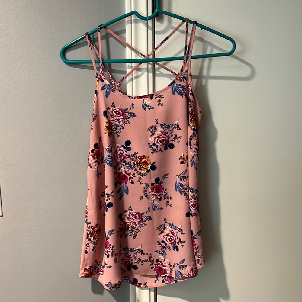 Pink Rose: light pink floral tank top - Picture 3 of 5